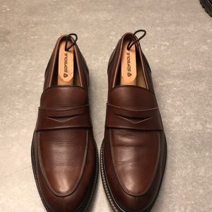 Men’s loader dress shoes